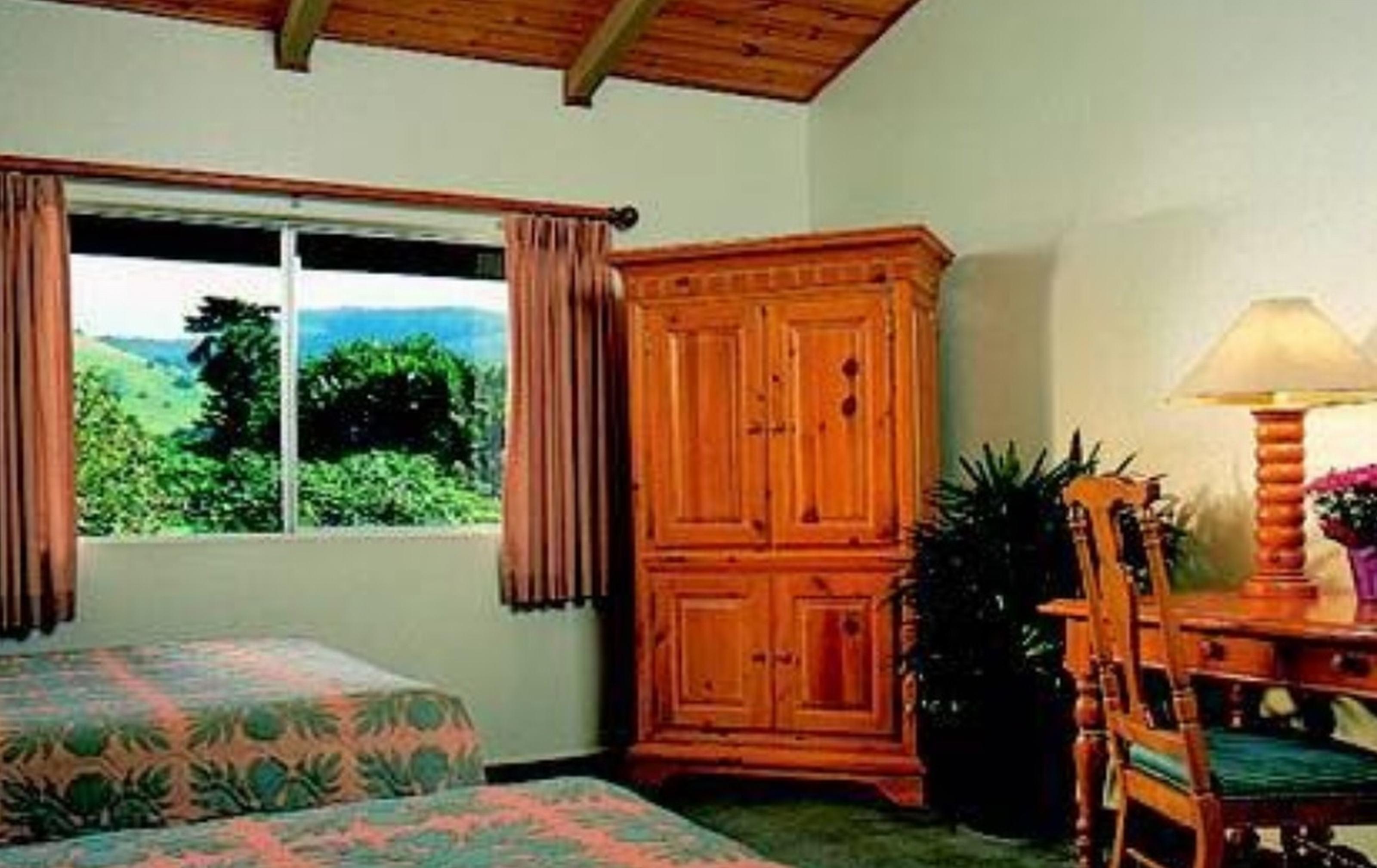 Castle Waimea Country Lodge Екстериор снимка