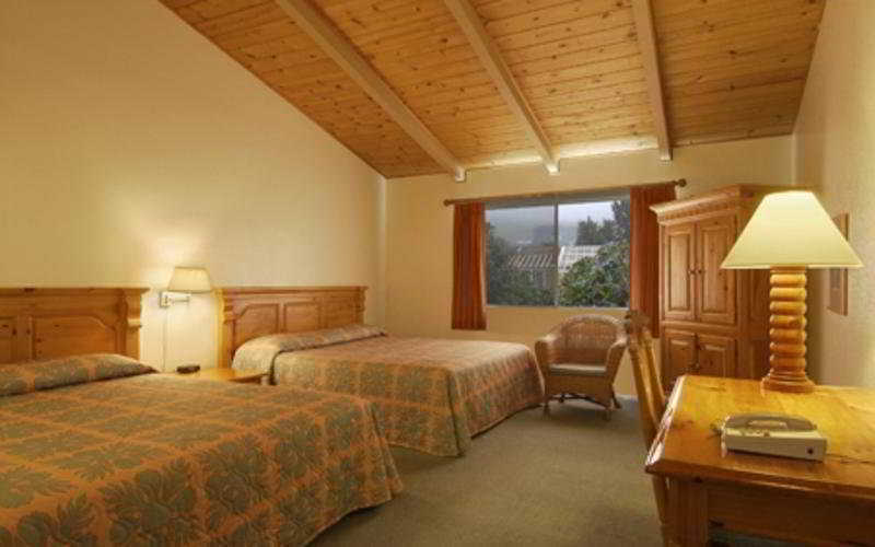 Castle Waimea Country Lodge Екстериор снимка
